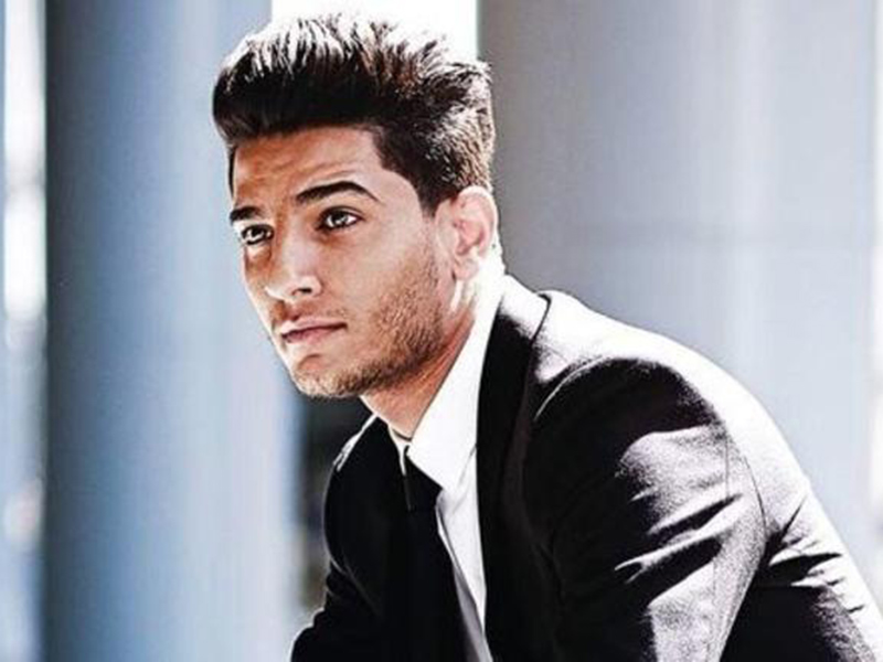 اضغط لمشاهدة الفيديو: محمد عساف يوضح سبب إيقاف حفلته بالرياض
